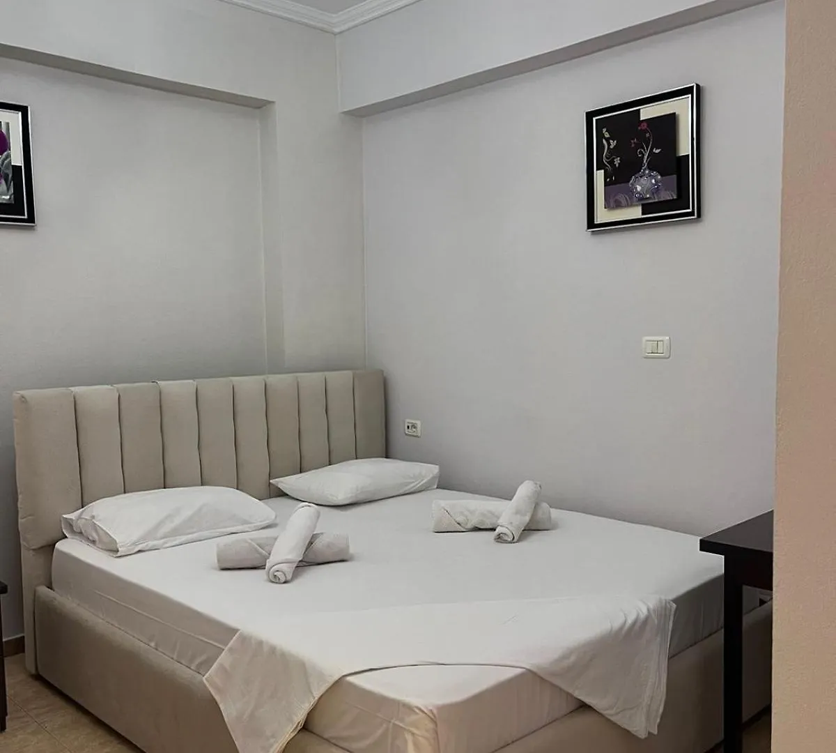 Hotel Primavera Sarandë 3*,